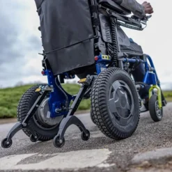 Fauteuil roulant électrique Esprit Action Invacare